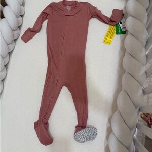 Carter's Pink Footies One Piece PURELYSOFT Sleepwear
12 months
